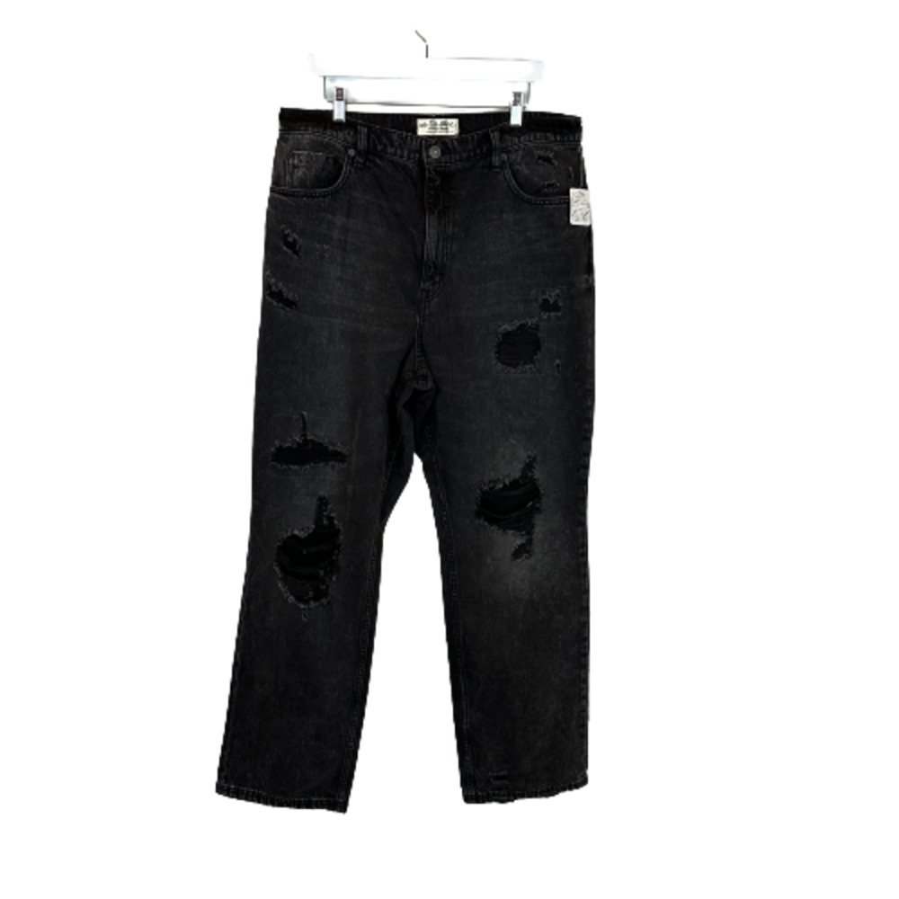 NWT Free People We the Free Black High Rise Distressed Straight Leg Jeans 34